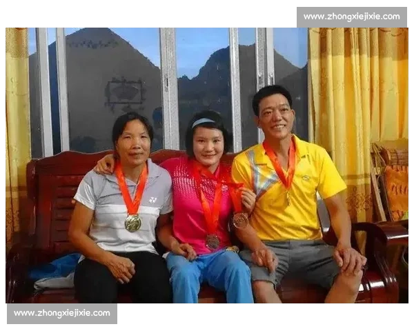 河池姑娘彭秋萍双冠加冕 学业竞技双丰收